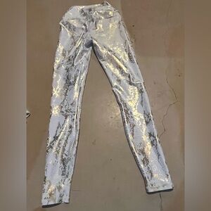 Carbon38 Takura Shiny White Snakeskin Print leggings for exercise.